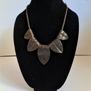 Paparazzi Fashion Garden Gatherer Necklace and Earring Two Piece Set Copper